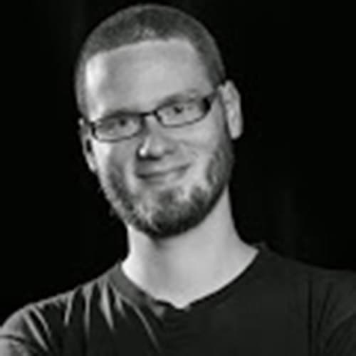 Portrait: Simon
